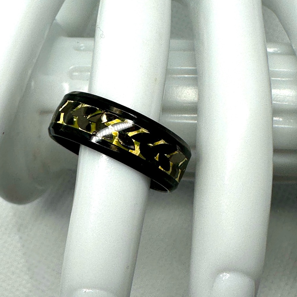 Ring size 10